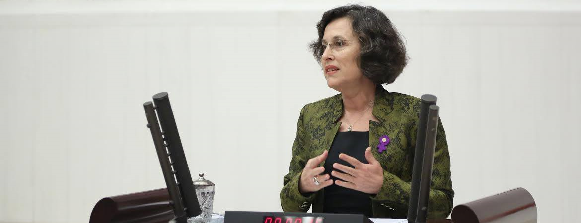 Kerestecioğlu: Vekil sayısının artırılması siyasi rüşvettir