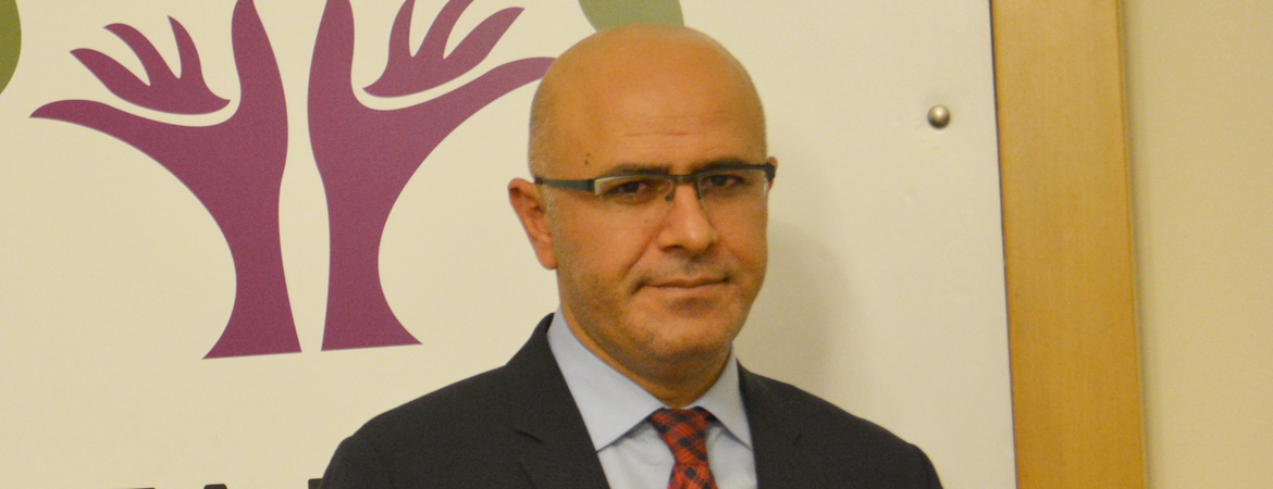 Hükümet Türkiyeyi tecrit ediyor