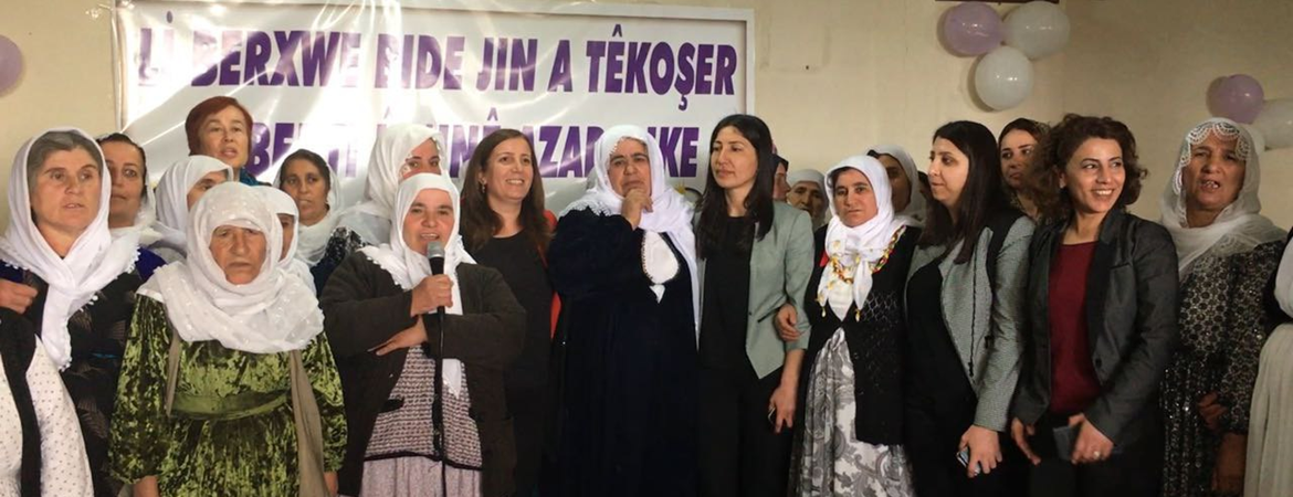 Bi hêviyên jin û jiyana azad, 8ê Adare li hemû jinên cîhanê pîroz be! 