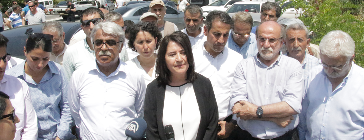 Adalet Yürüyüşü öncesi Kandıraya giden HDP heyetine engel