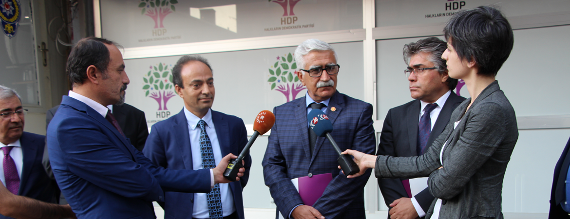 Baydemir: Güneydeki kardeşlerimizin iradesi başımız üstüne