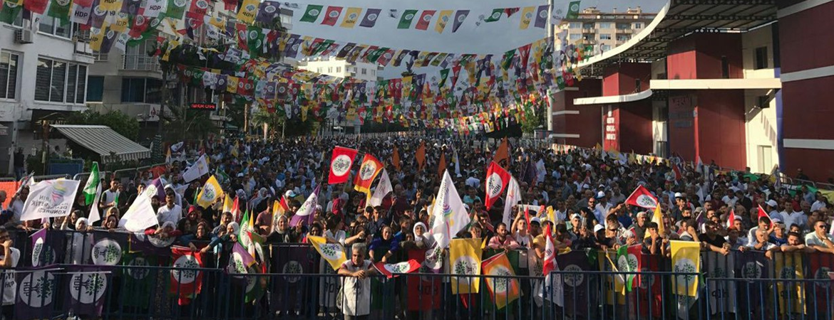 Kemalbay: Barış mücadelesi sosyal refah mücadelesinin de parçasıdır