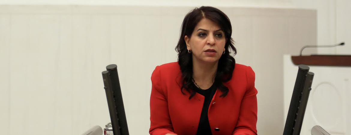 Yiğitalp: Basın açıklamalarımız fezleke konusu oluyor ama milyon Eurolar sizi rahatsız etmiyor