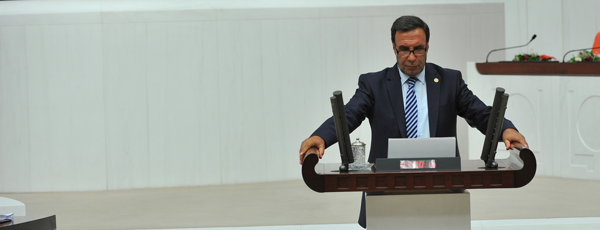 Adıyaman: “Ben olmazsam ülke olmaz” iddiasındaki liderler ülkelerini çöküşe sürüklüyor