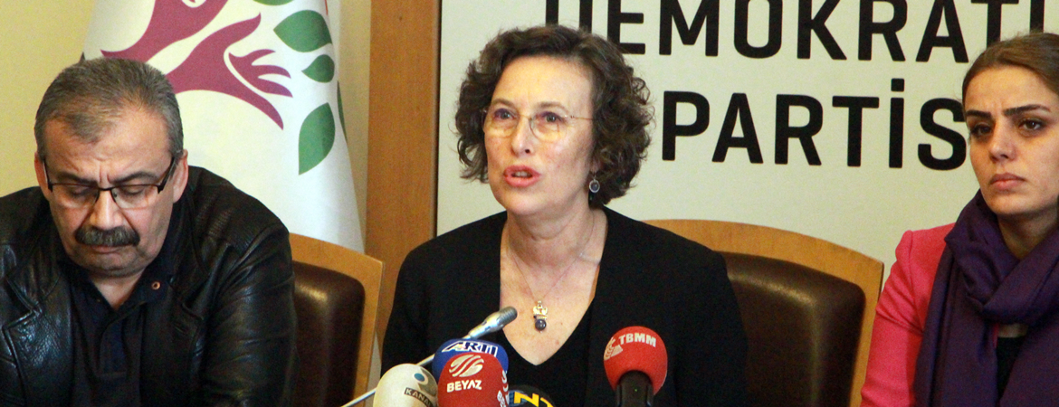 Kerestecioğlu: Kin ve düşmanlığa tahrik edenler dost halkların yaşadığı coğrafyalarda savaşa gidenlerdir