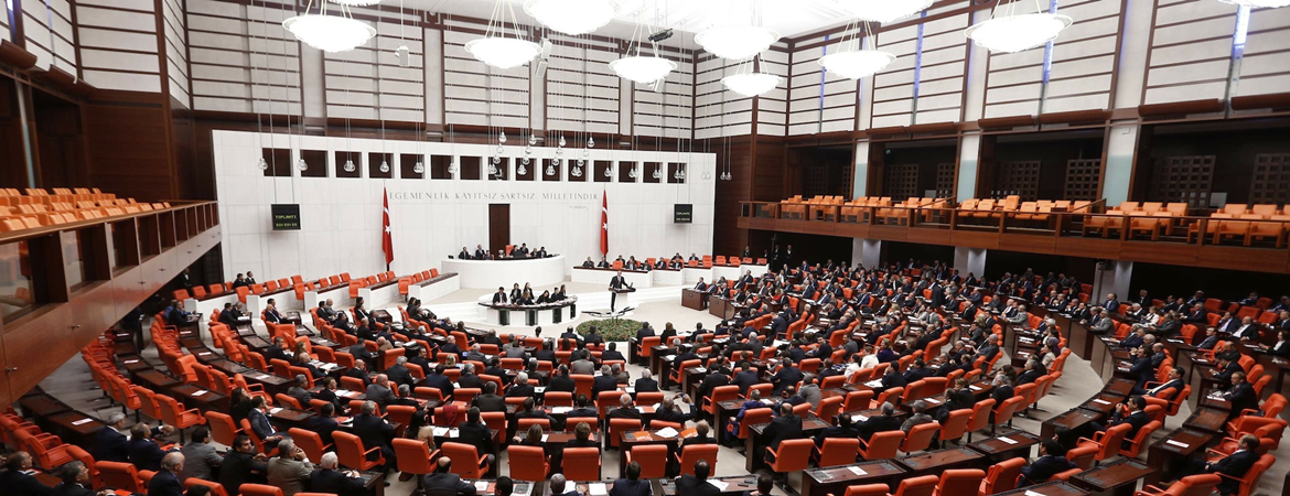  Emeklilikte yaşa takılanlara ilişkin AKP milletvekillerinin oylarıyla reddedilen önergemiz