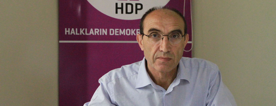 İstihdam azalıyor, işsizlik artıyor