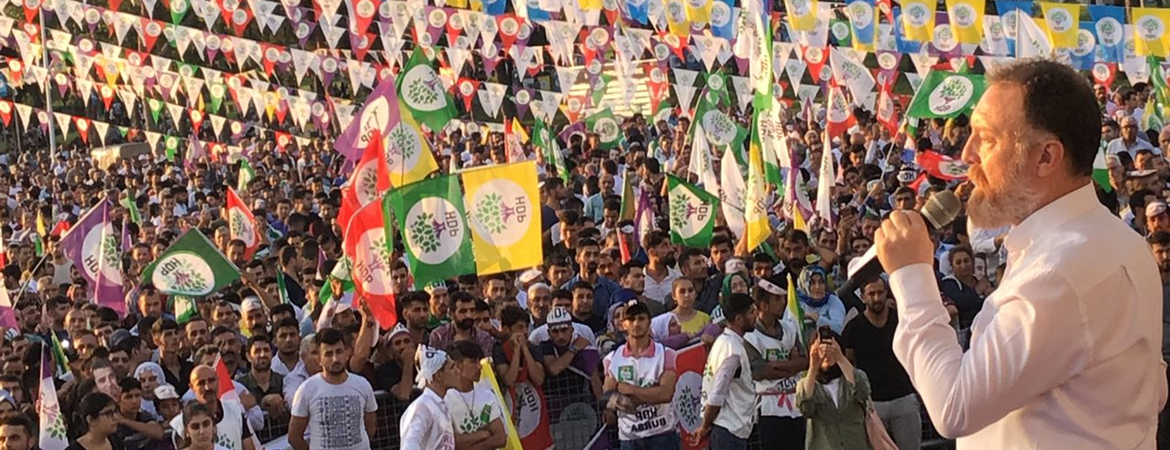 Temelli: Kurduğu kabinede Bahçeli, Çiller, Ağar olacak; makam arabası olarak Beyaz Toros verir artık