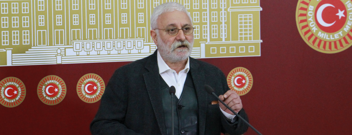 Oluç: Kapatma davası tartışmaları “HDP ile politik olarak baş edemedik” itirafıdır