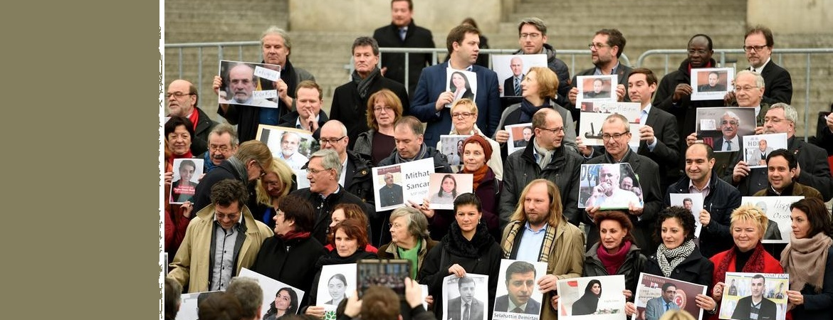 Alman Milletvekillerden Partimize destek