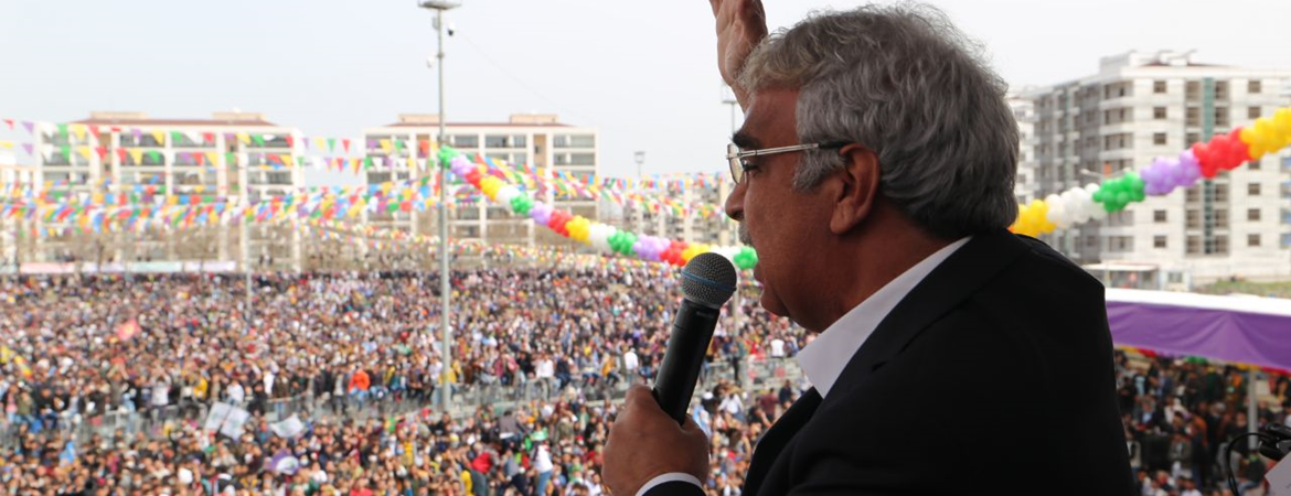 Sancar Amed Newrozundaydı: Newroz ateşi yandığı sürece kimse bize diz çöktüremez!