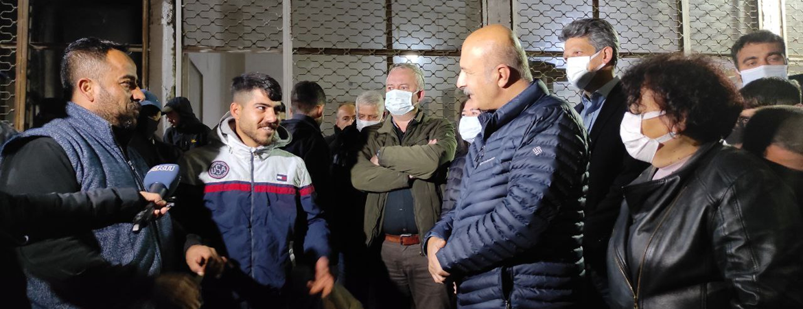 Heyetimiz günün ilk ışıklarında mevsimlik tarım işçileri ile buluştu: İşçiler ölüme gönderiliyor