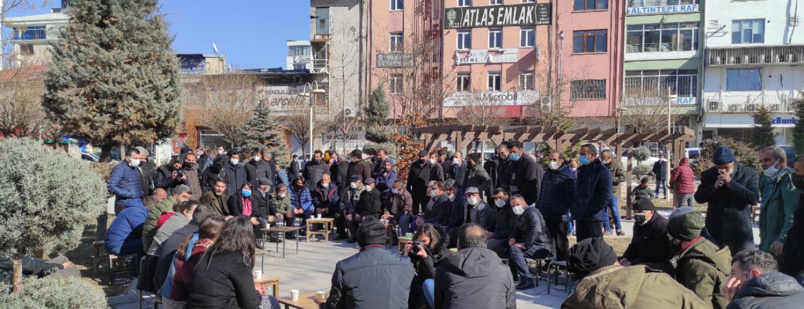 İş ve Aş Buluşmalarımız Vanda: Herkesin sorunu ortak; ödenemeyen borçlar, yoksulluk, kapanan dükkanlar