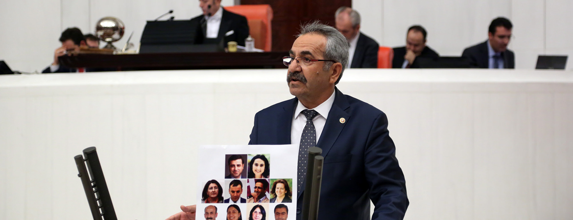 Behçet Yıldırım: Tütün ve Alkol Piyasası Düzenleme Kurumu piyasayı uluslararası sigara tekellerine bırakıyor