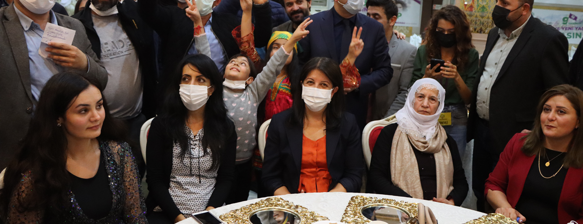 Buldandan il ve ilçe örgütlerimize talimat: Erken seçime, AKPyi göndermeye, ülkeyi yönetmeye hazır olun