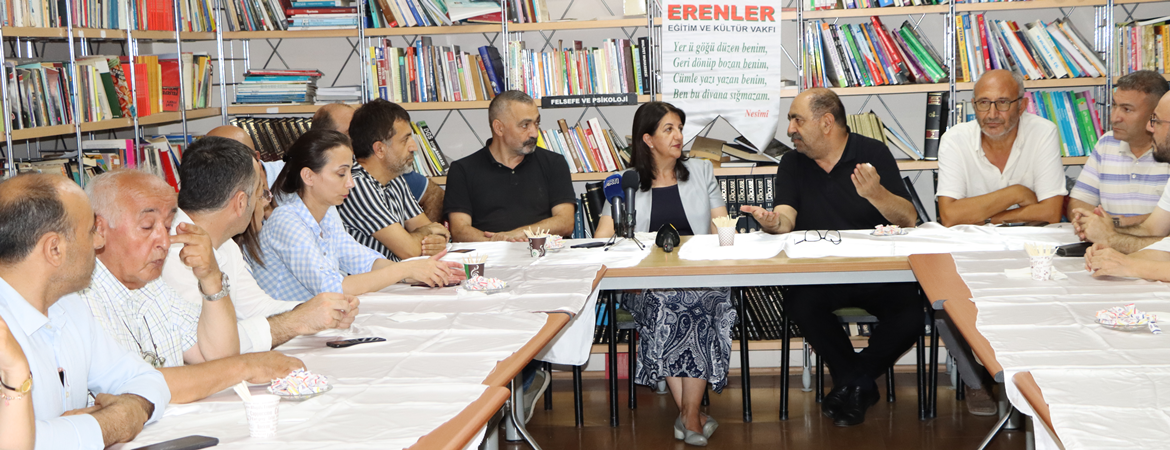 Buldandan Cemevine ziyaret: Cemevlerine saldırılar iktidardan bağımsız değil ve kabul edilemezdir