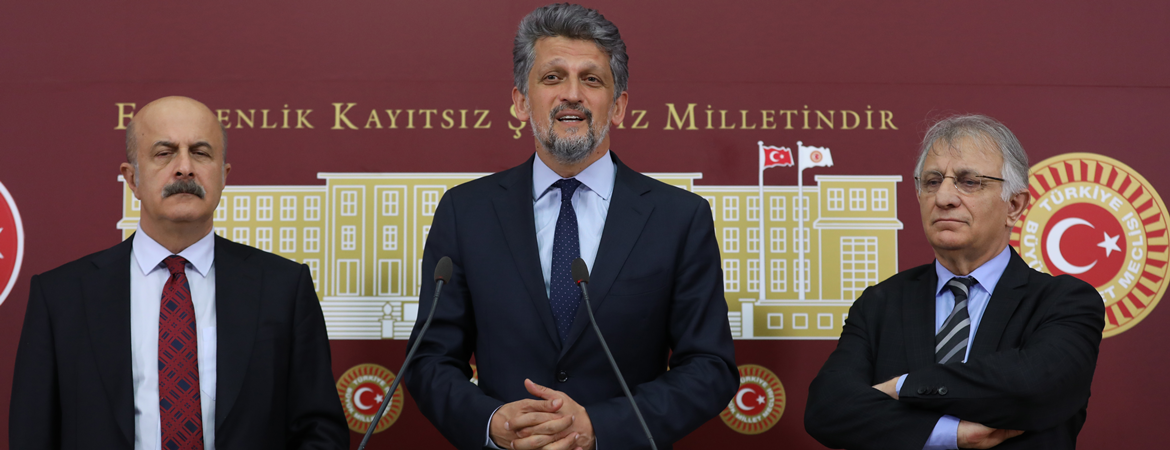 Emekli maaşlarının 5 bin TLye yükseltilmesi, bayram ikramiyelerinin 5 bin TL olması teklifimizi Meclise sunduk