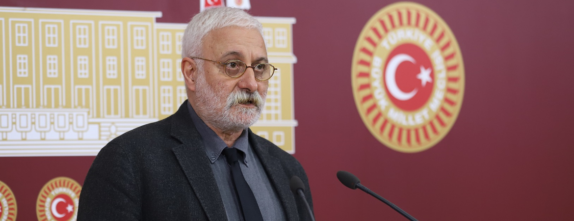 Oluç: Ortada büyük bir peşkeş operasyonu var ve bu operasyonu yürüten Merkez Bankası’dır