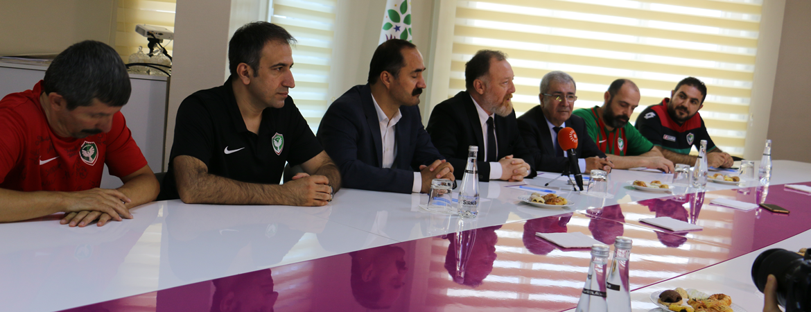 Amedspor’dan HDP’ye ziyaret: Türkiye’nin barış kervanı olmaya hazırız