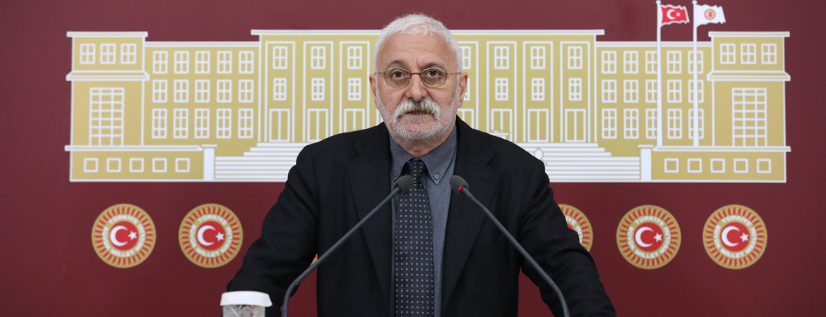 Oluç: İktidar İsveç ve Finlandiya’nın NATO üyeliğini bile Kürt düşmanlığı üzerinden tartışıyor