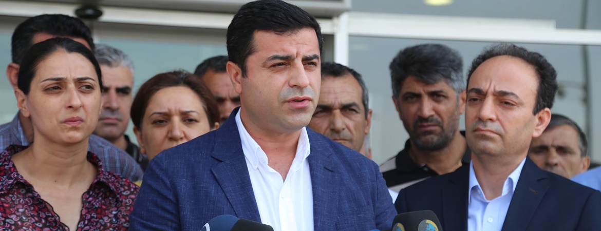 Selahattin Demirtaş: Ülkeyi barışa ve huzura taşıyabilmek, bunlara verilebilecek en büyük cevaptır