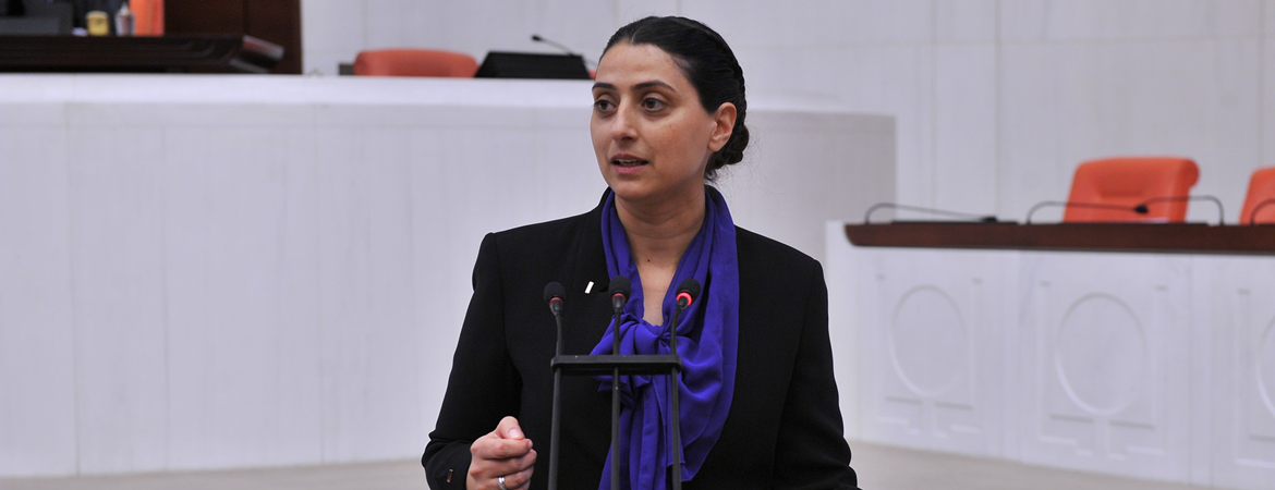 Uca, Nusaybin Efşê’li Êzidîlerin ölümle tehdit edilmesini Mecliste gündeme getirdi