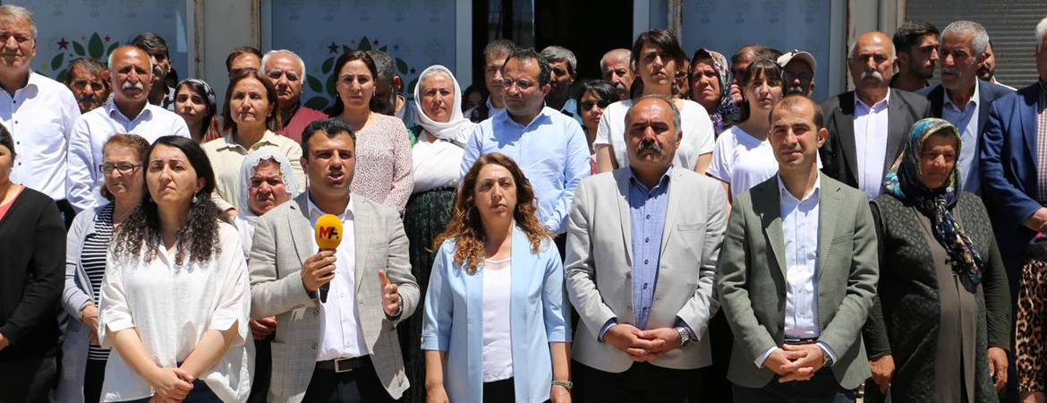 Öcalan’ın köyüne yapılan ziyaret engellendi: İktidar Öcalan’ın adından ve fikirlerinden korkuyor