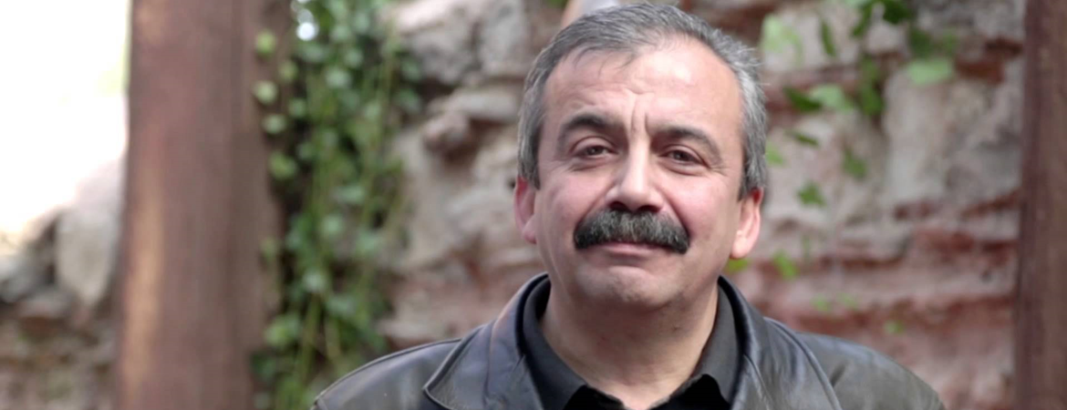 Sırrı Süreyya Önder: Direnmek onurdur