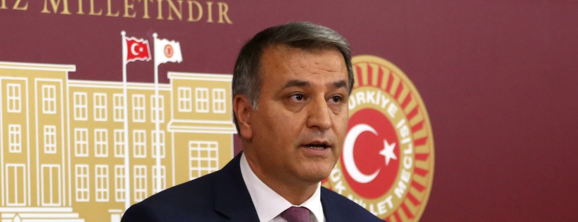 Mahmut Toğrul: AKPnin amacı cemaatten boşalan kadroları yandaşlarıyla doldurmak