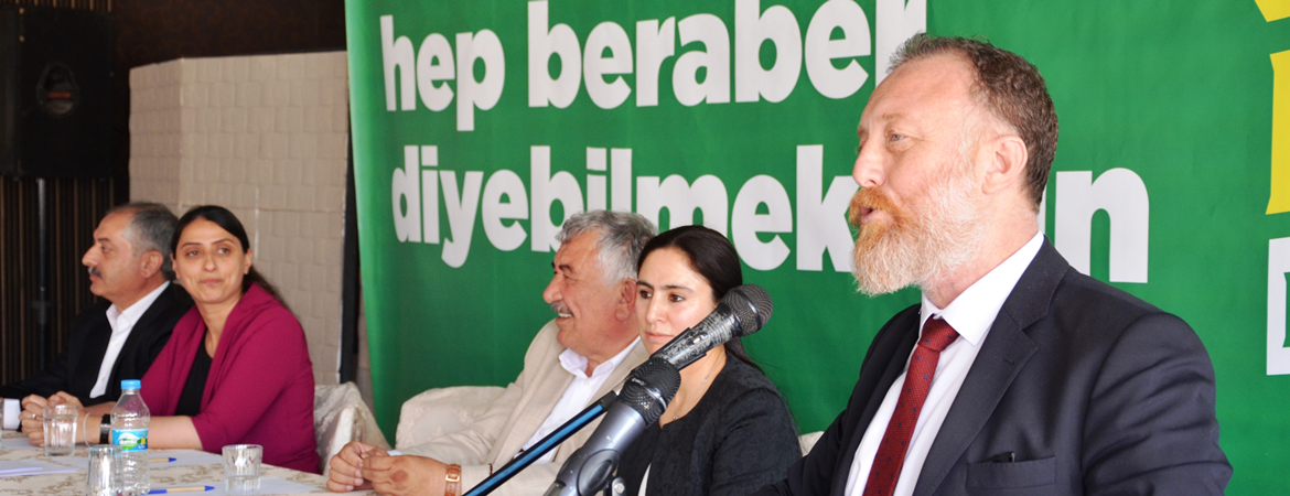 Sezai Temelli: Bizi yok sayarak yapılan siyasetin Saraydan farkı olmaz