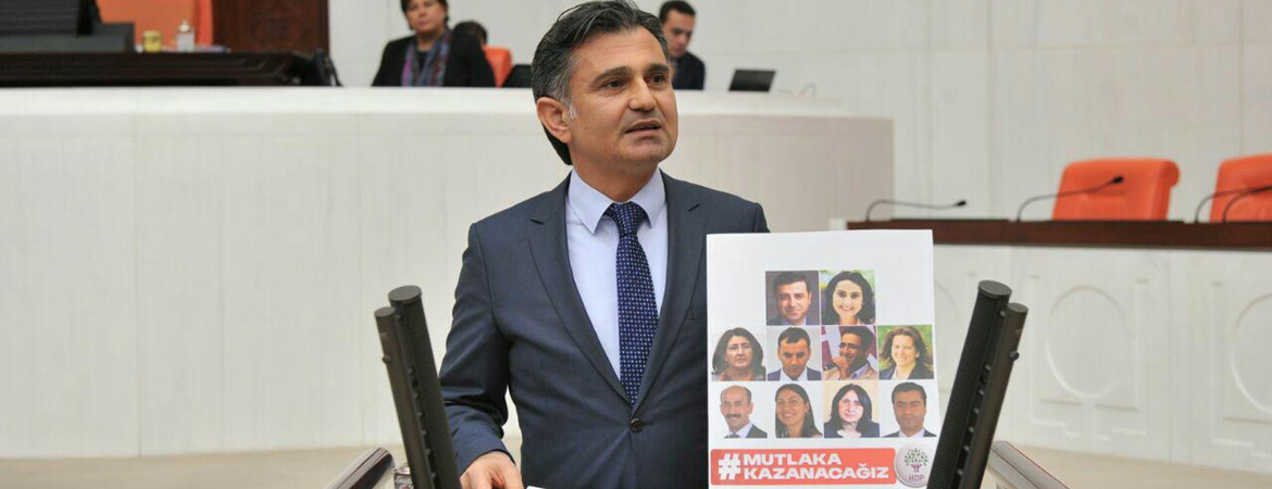 Ziya Pir: Bize terörist diyorsunuz ama partimizin programını kopyalamışsınız