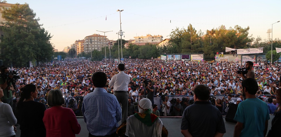 Diyarbakırda 1 Eylül Mitinginden Ortadoğuda barış talebi yükseldi