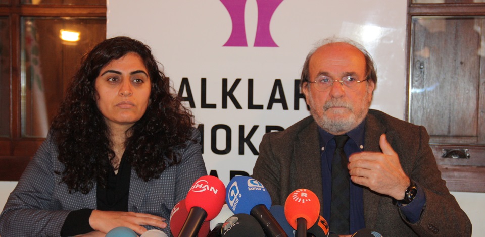 HDP Eşbaşkan adayları İzmirde binlerle buluştu