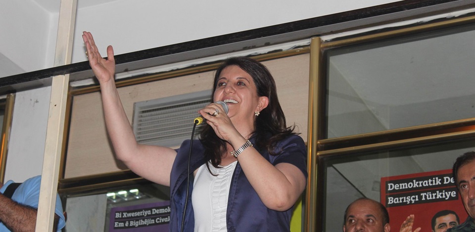 Buldan: Erdoğanın gözlerinde kan ve nefret; Demirtaşın gözlerinde sevgi ve barışı göreceksiniz