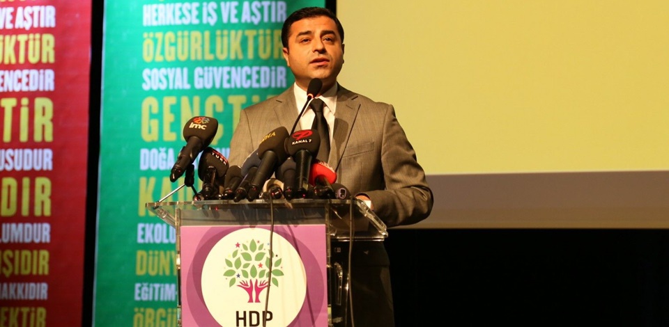 Demirtaş: Ezilen halkların sorunları arasında hiyerarşik değil, diyalektik bir bağ kuracağız