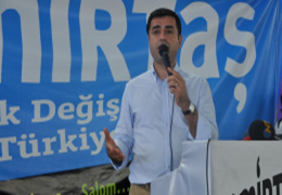 Demirtaş: Bu ülkenin Cumhurbaşkanı silahsızlanmayı önlemiştir