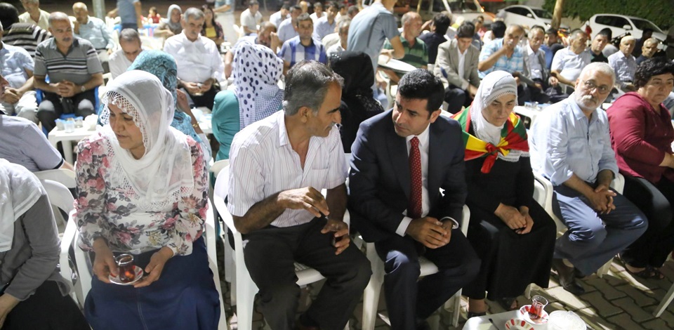 Demirtaştan taziye ziyareti