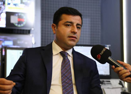 Demirtaş: "Çekin ellerinizi halkların yakasından"