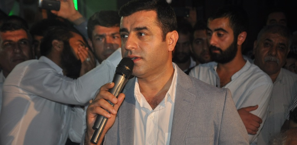 Demirtaş: Adil bir cumhurbaşkanının nasıl olması gerektiğini göstereceğiz