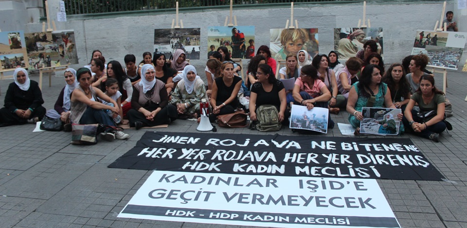 Kadınlar Şengal ve Rojava için sokaktaydı