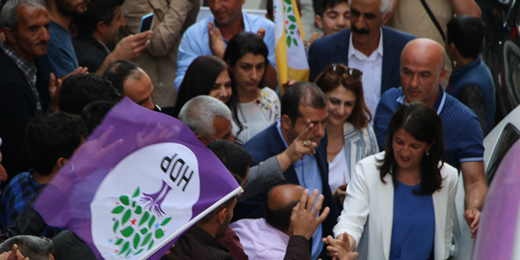 Pervin Buldan: Kürt sorununun çözümünü artık sizden beklemiyoruz, bu sorunu Kürt halkı çözecek