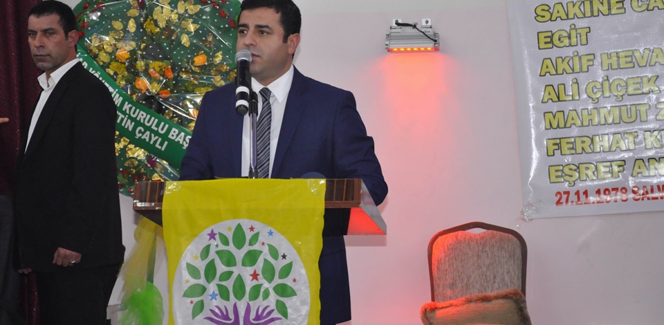 Demirtaş: Cumhuriyetin en büyük yolsuzlukları AKP döneminde yaşandı