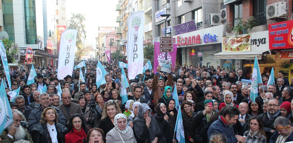 İzmirde HDP binasının açılışı yapıldı