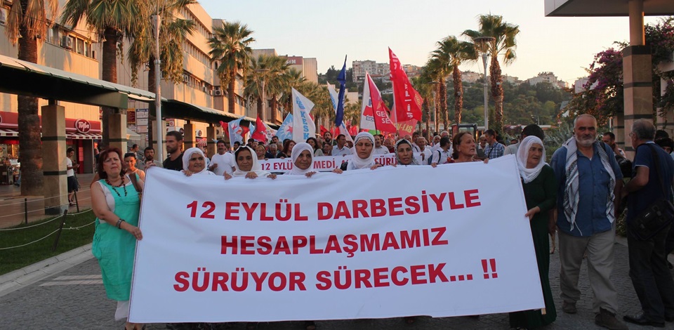 İzmirde 12 Eylül anması