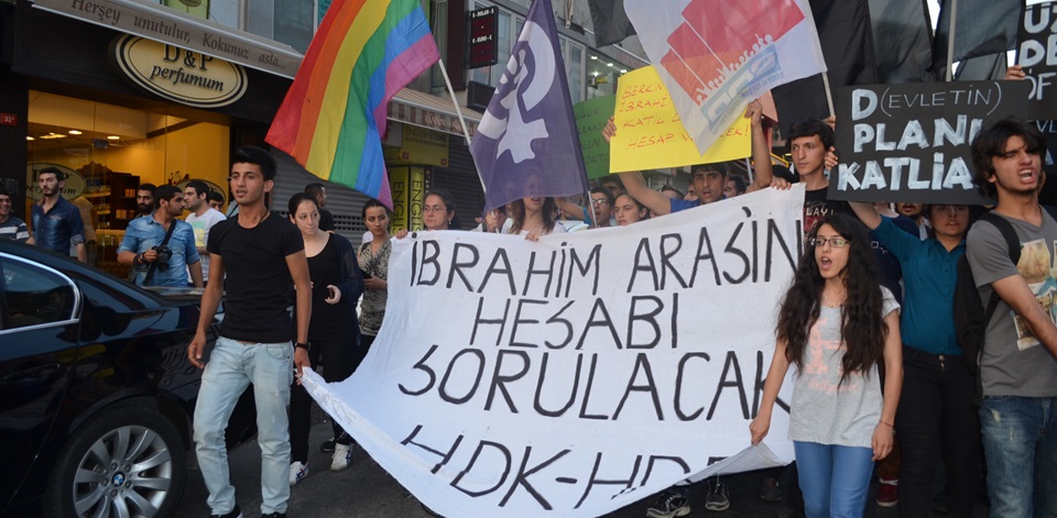 Kadıköyde HDK-HDP Gençlik Meclisi İbrahim Aras için yürüdü