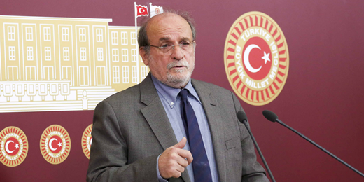 Ertuğrul Kürkçü: Hanedan savaş ve yolsuzluktan besleniyor