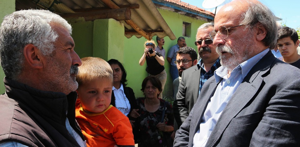 HDP Eş Genel Başkanı Ertuğrul Kürkçü ve beraberindeki HDP heyeti tekrar Somadaydı