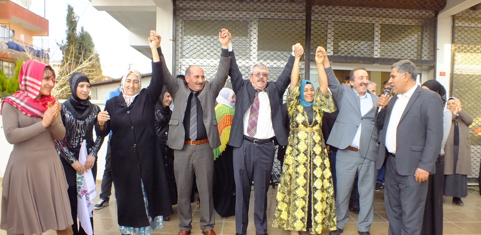 HDP Manisa adayları seçim çalışmasına başladı