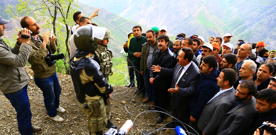 HDP Milletvekili Esat Canan: Meskanda askeri ablukayı kaldırın