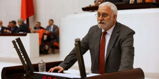 Oluç: Bütçenin dayandığı temeller yıkıldı bile 
